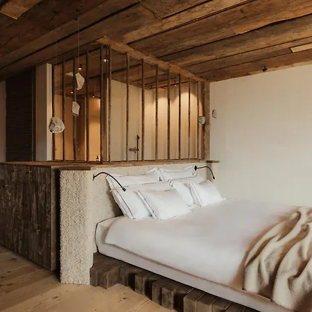 Hotel Eriro 4*