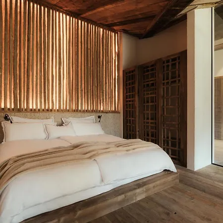 Eriro Hotel
